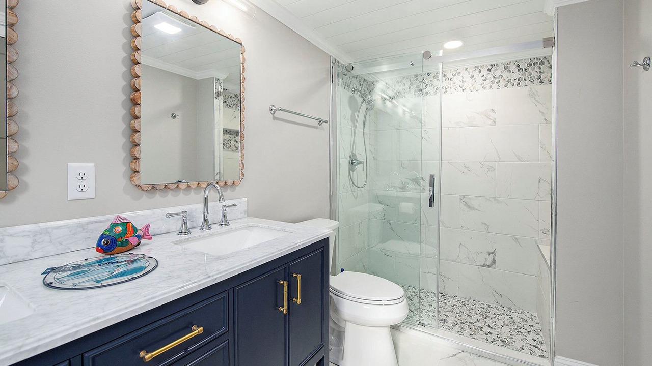 Photo of Bathroom in Lake Michigan Beach