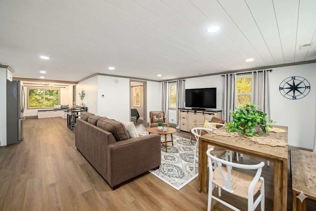 Photo of Livingroom in Lake Michigan Beach