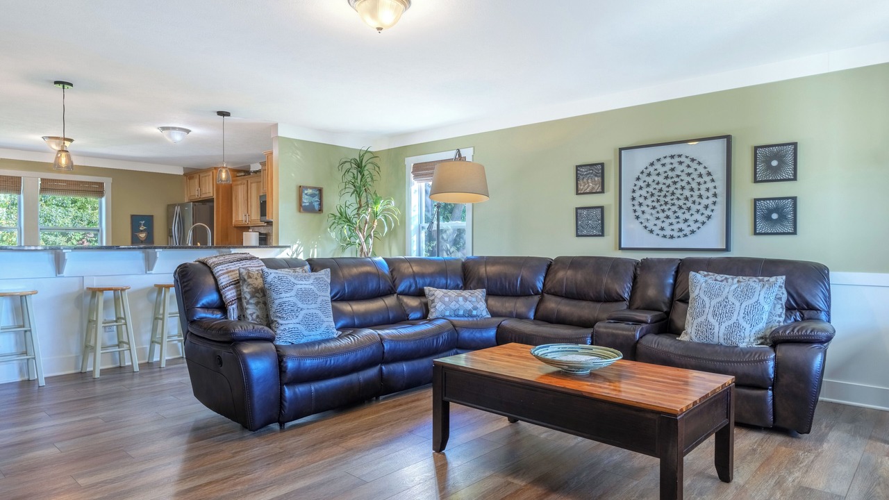 Photo of Livingroom in Saugatuck