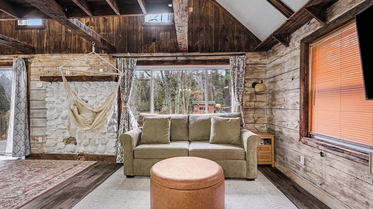 Photo of Livingroom in Newaygo