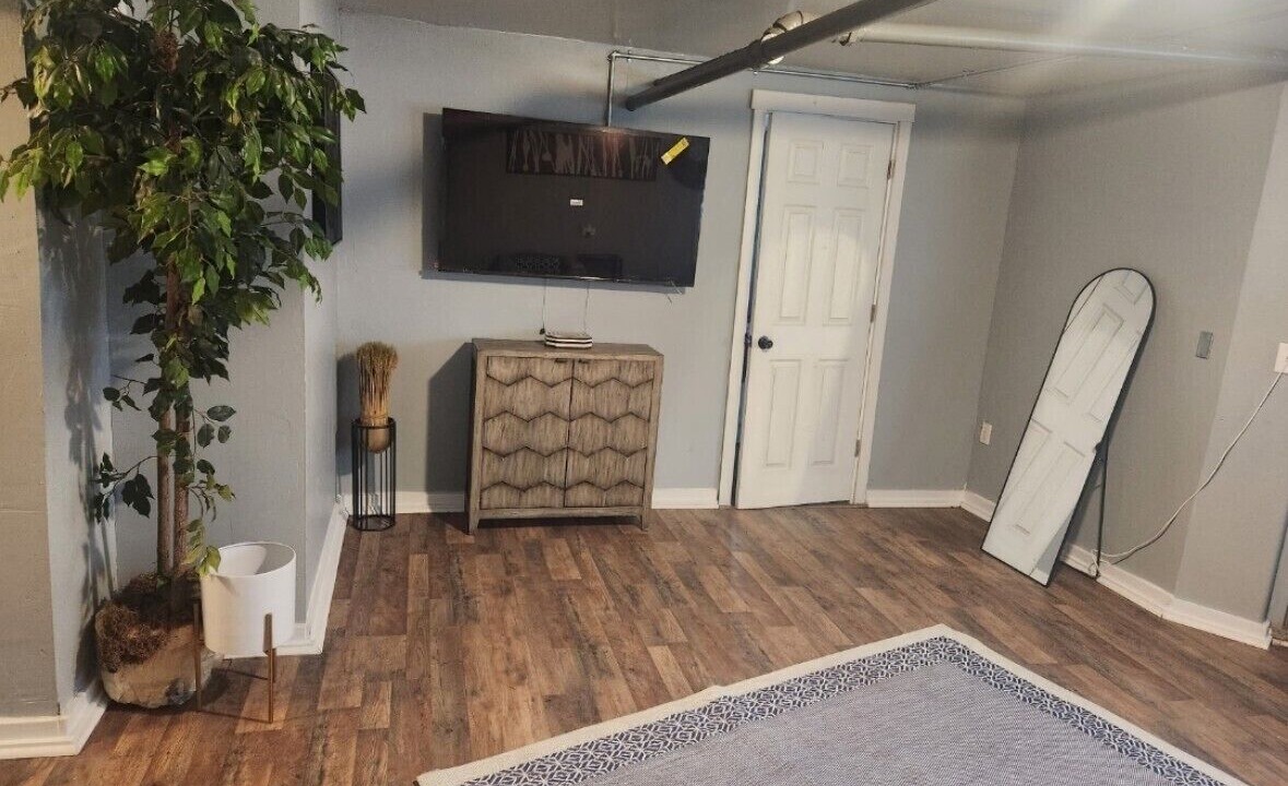 Photo of Others in Woodlawn