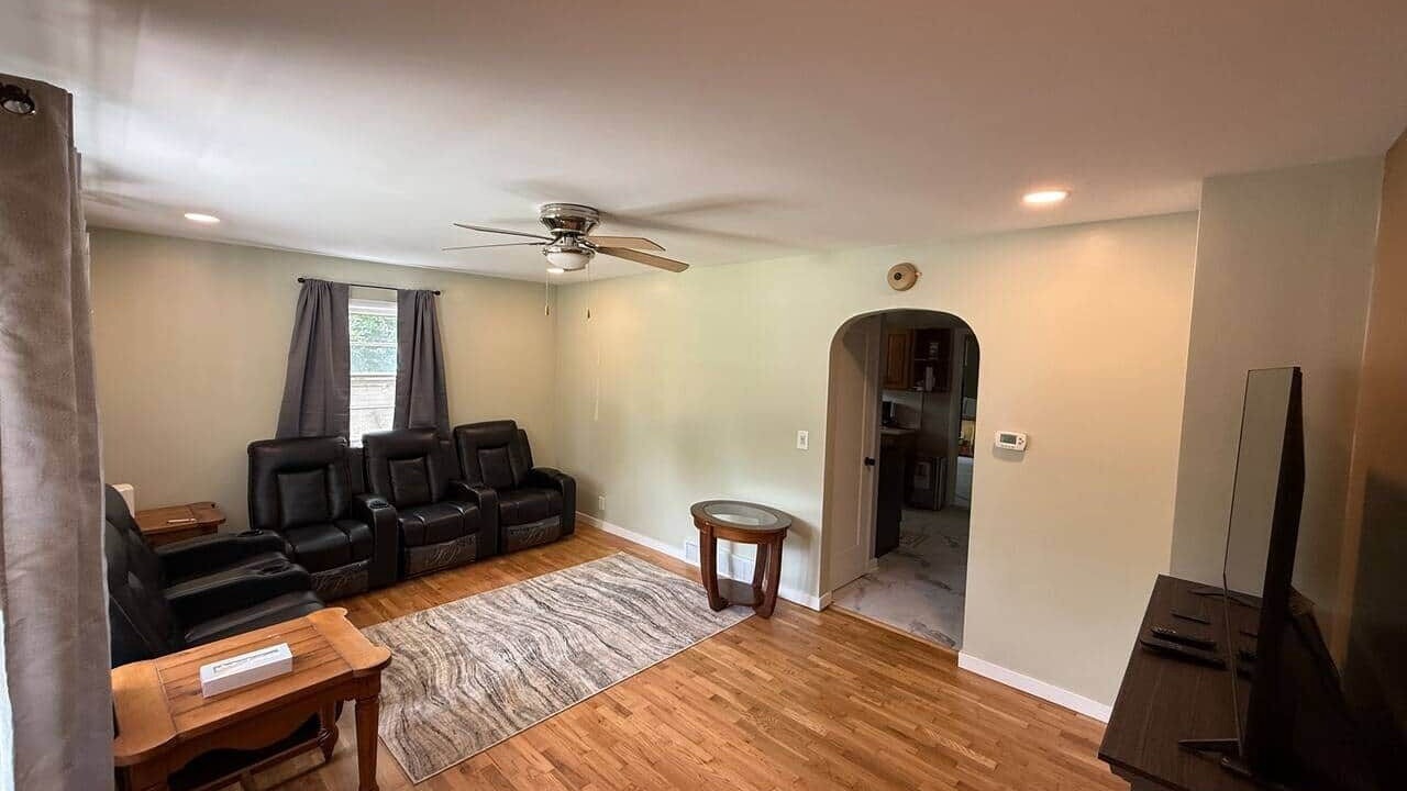 Photo of Livingroom in Bridgman