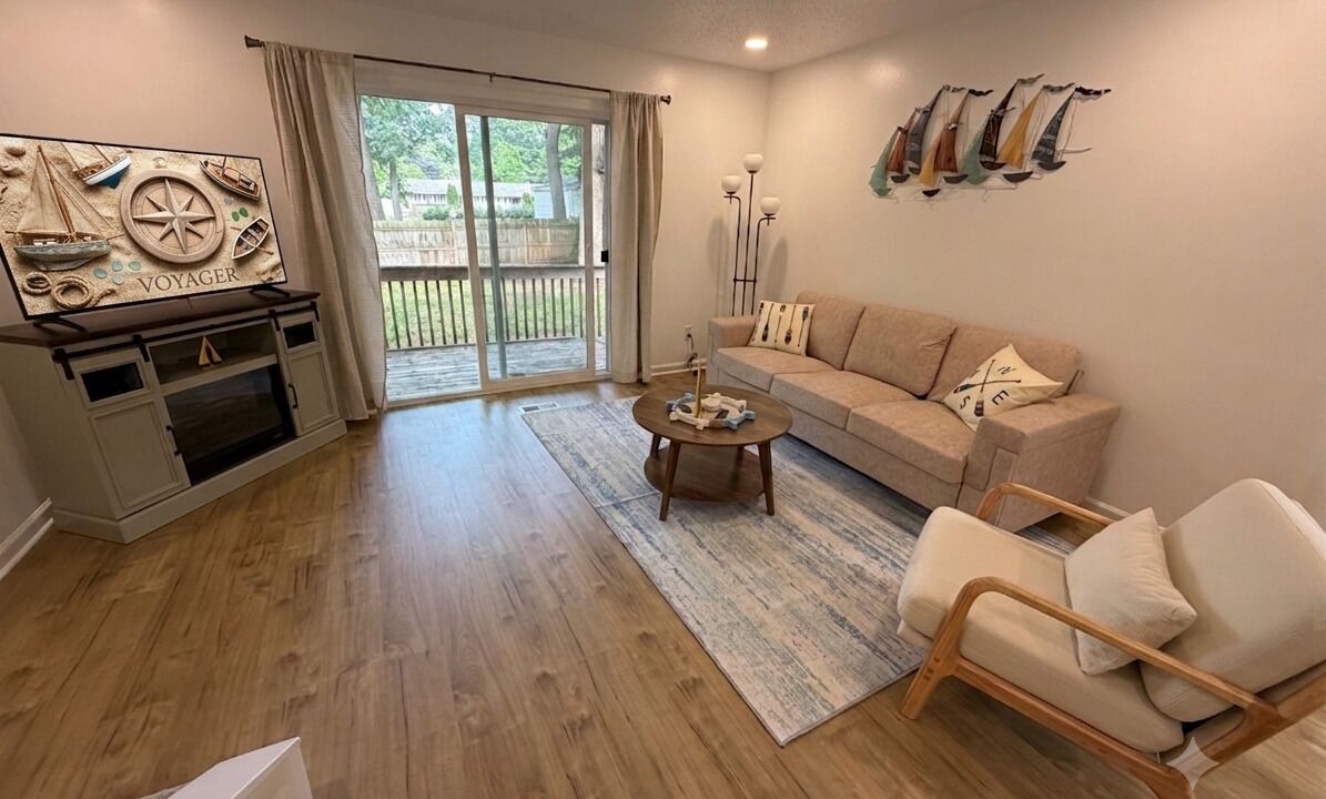 Photo of Livingroom in Spring Lake