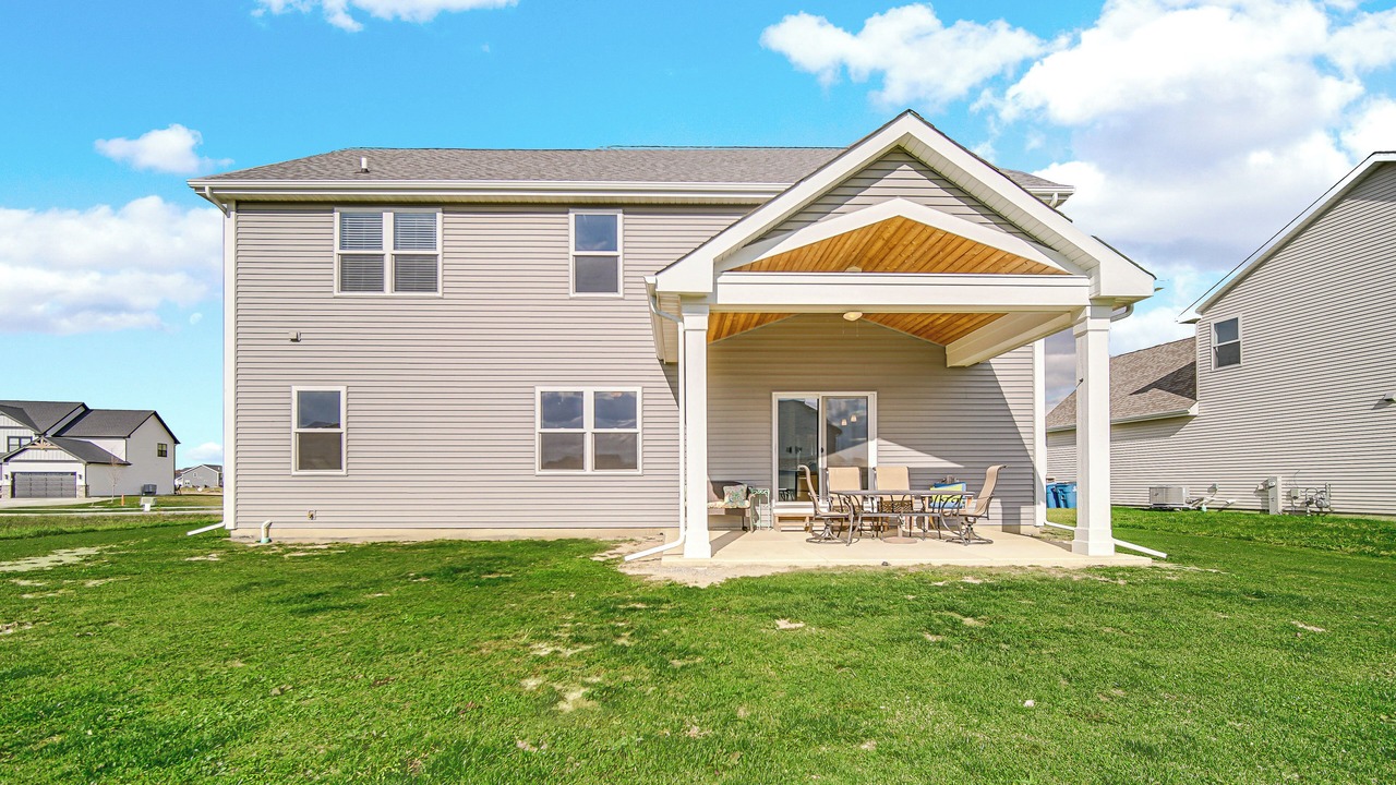 Photo of Outdoor in Cedar Lake