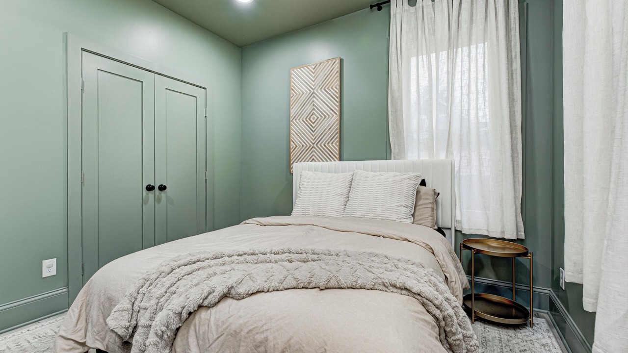 Photo of Bedroom in Babe Denny