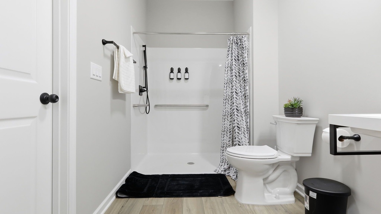 Photo of Bathroom in Near Northside