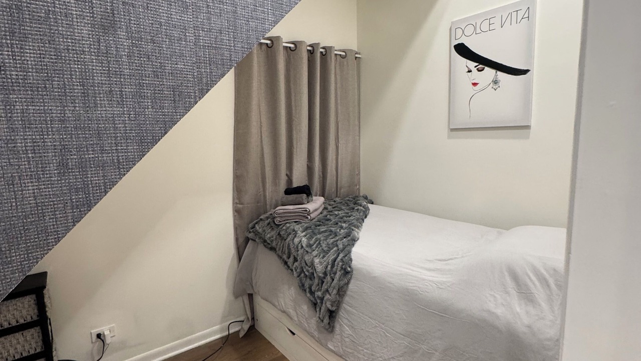 Photo of Bedroom in Wicker Park