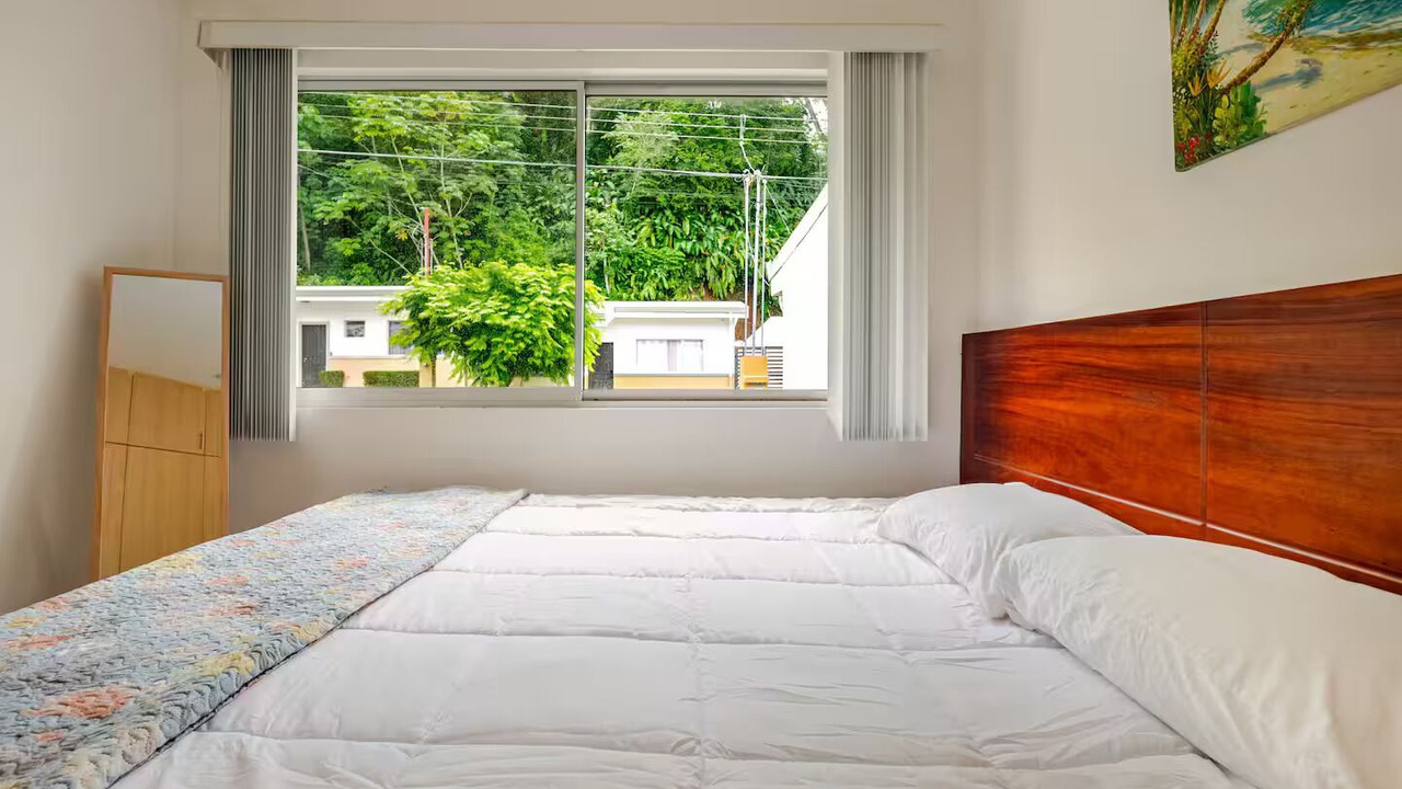 Photo of Bedroom in Redford