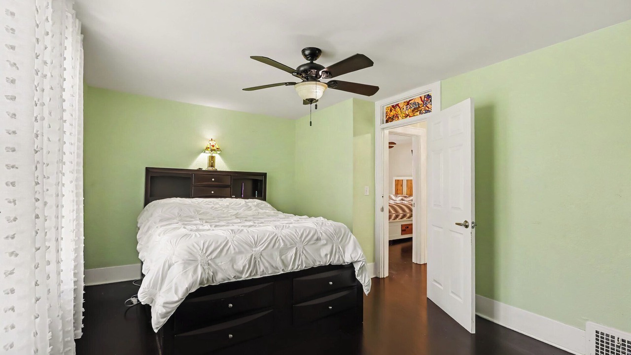 Photo of Bedroom in Whitmore Lake