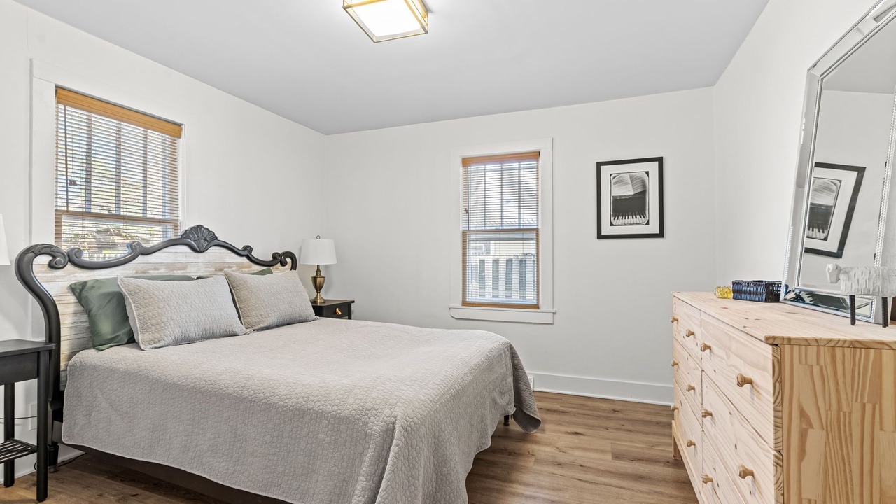 Photo of Bedroom in Spring Lake