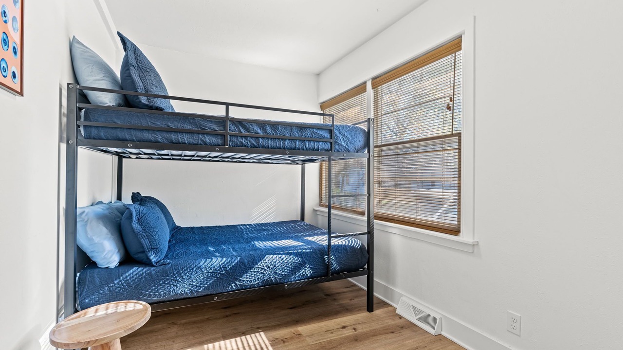 Photo of Bedroom in Spring Lake