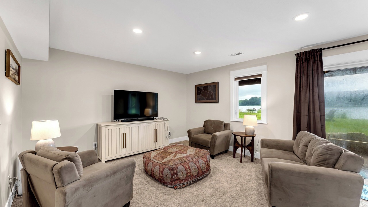 Photo of Livingroom in Smyrna