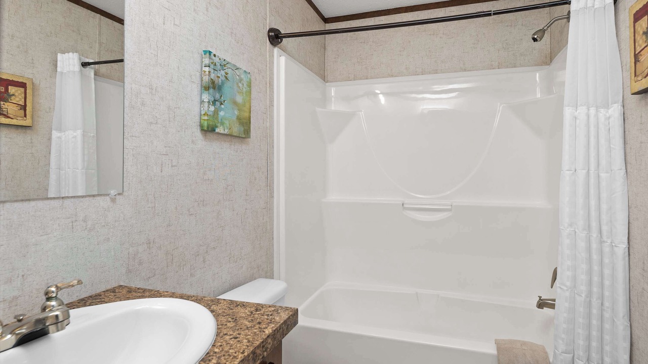 Photo of Bathroom in Kendall