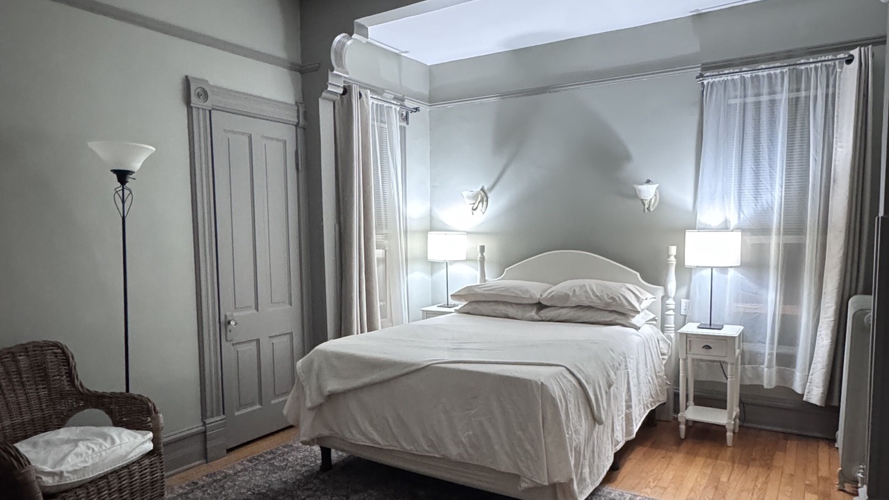 Photo of Bedroom in Oak Park