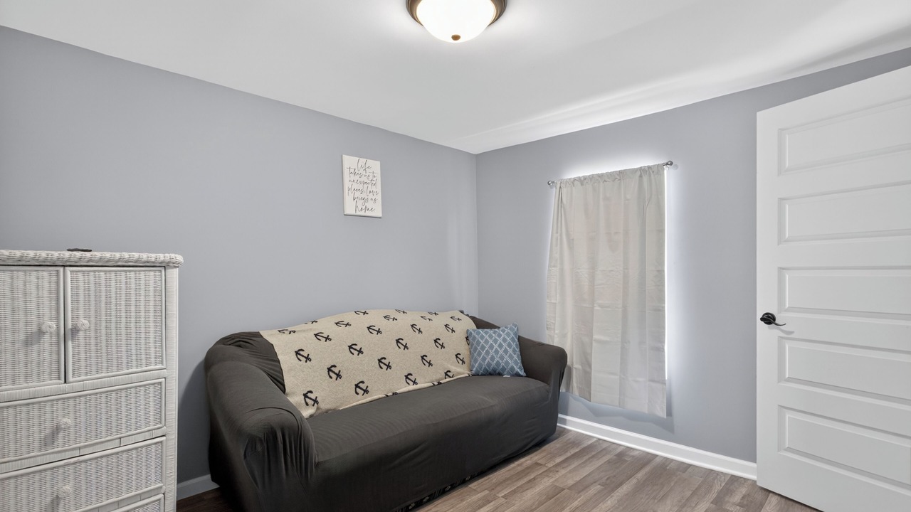 Photo of Livingroom in Michigan Center