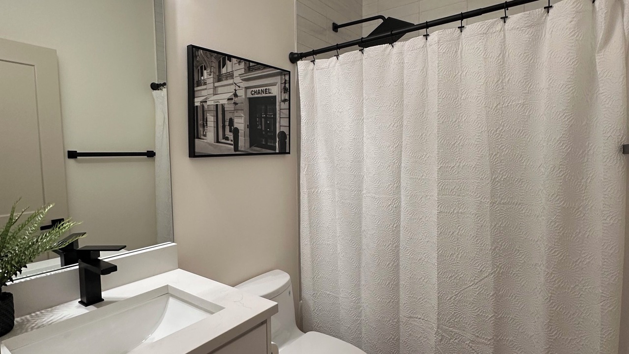 Photo of Bathroom in Woodlawn