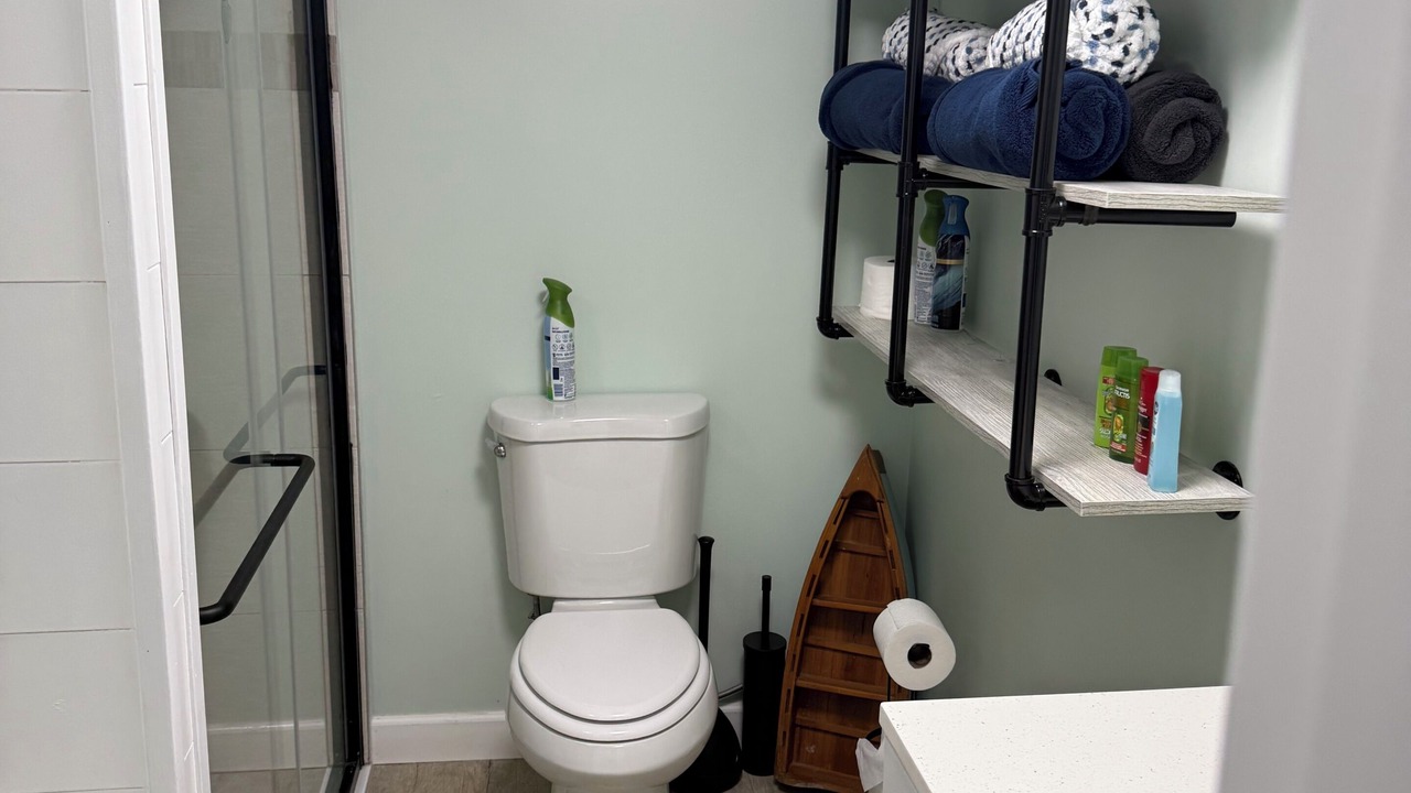 Photo of Bathroom in Shelbyville