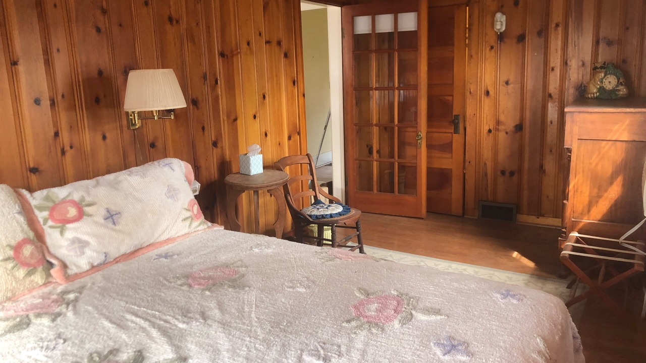 Photo of Bedroom in Fremont