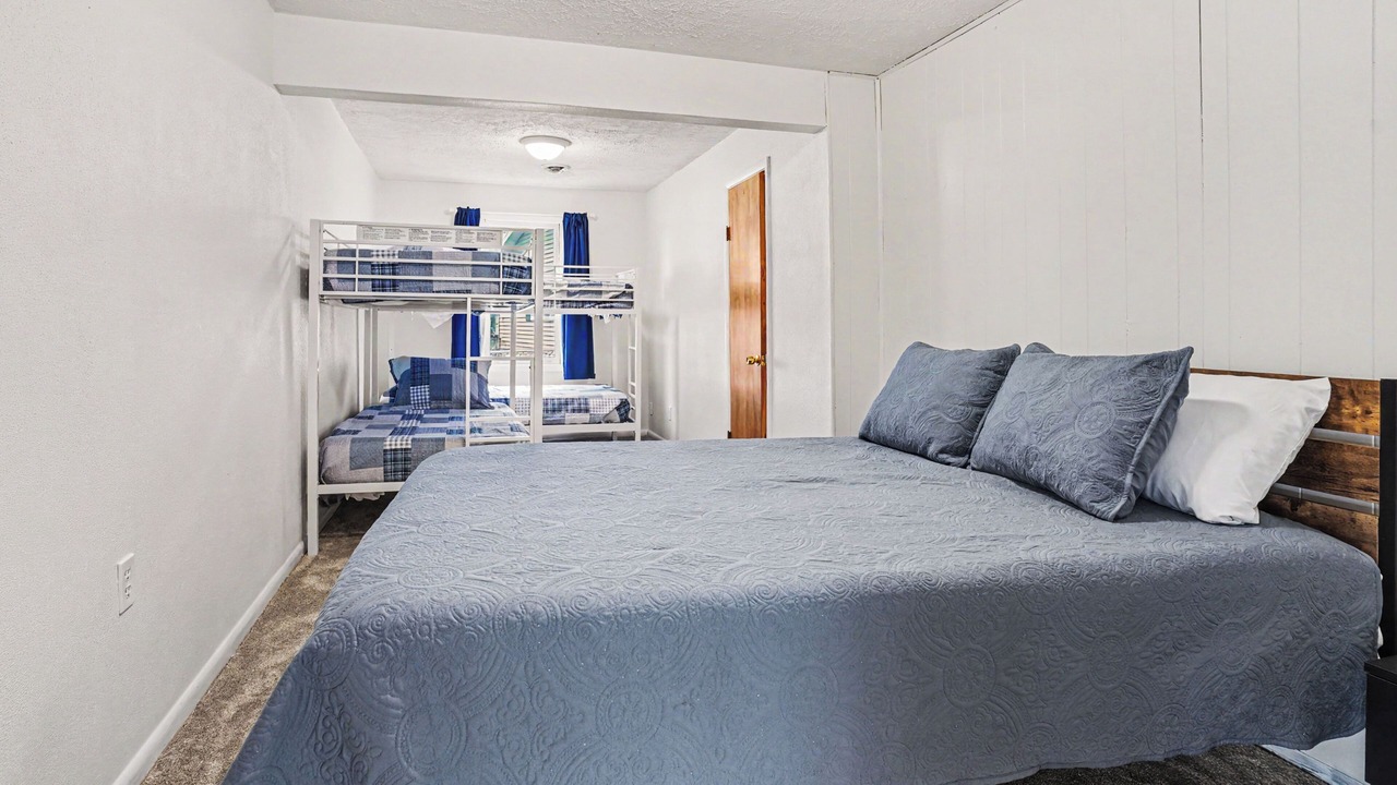 Photo of Bedroom in Scotts