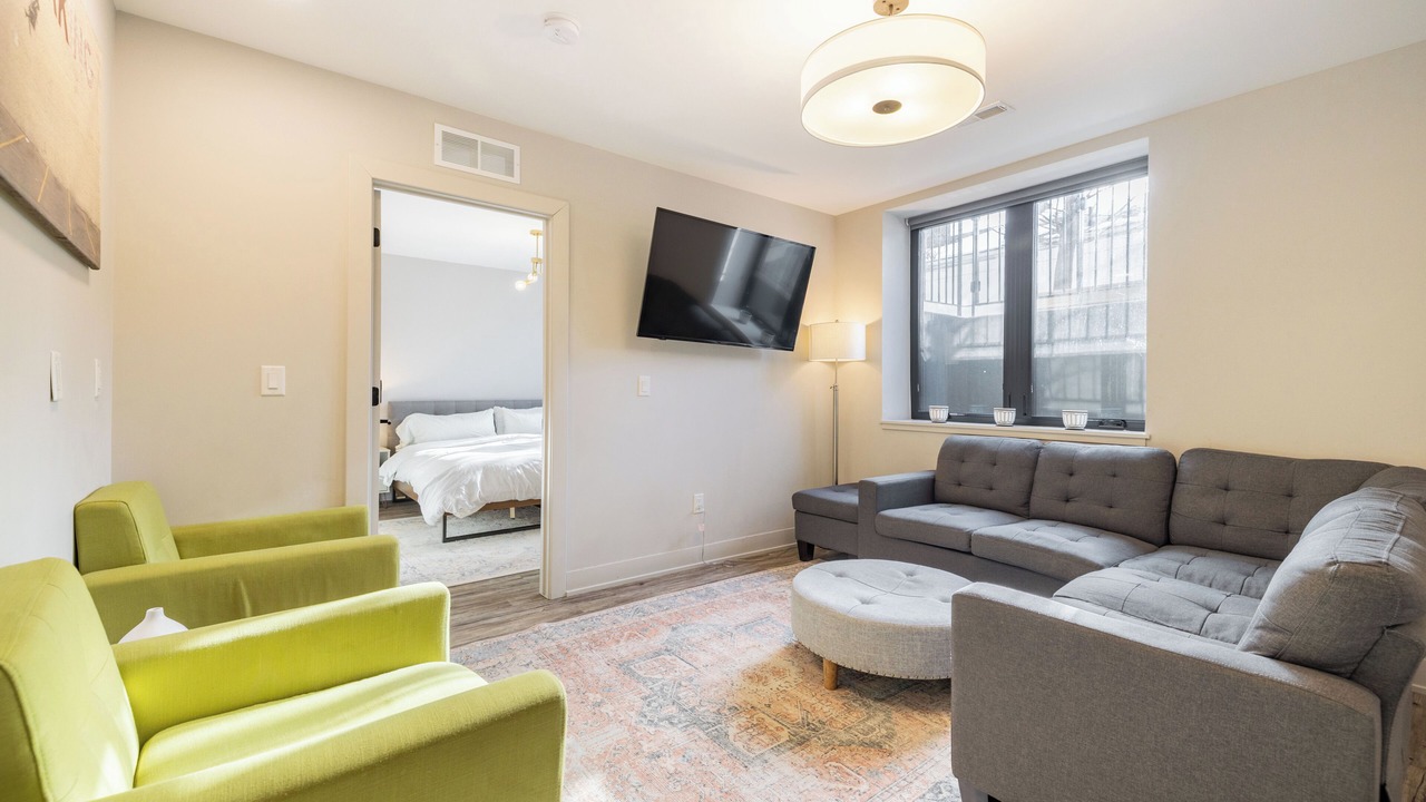 Photo of Livingroom in Burns Park