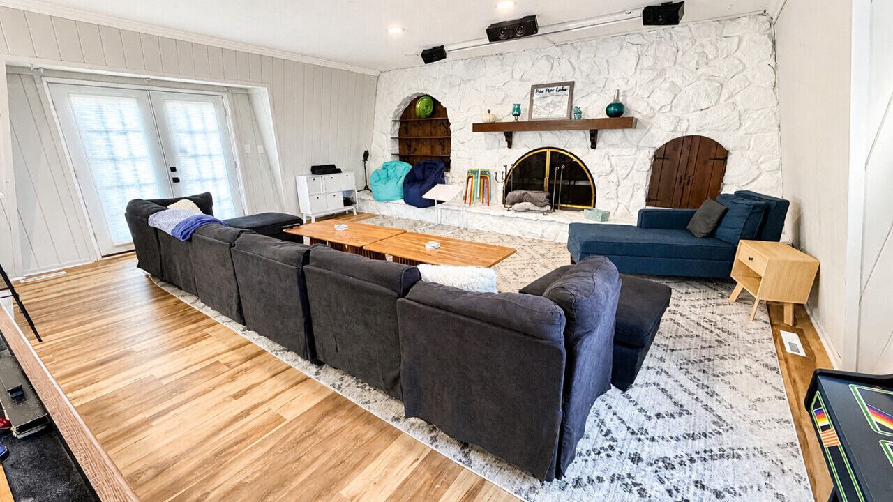 Photo of Bedroom in Paw Paw Lake