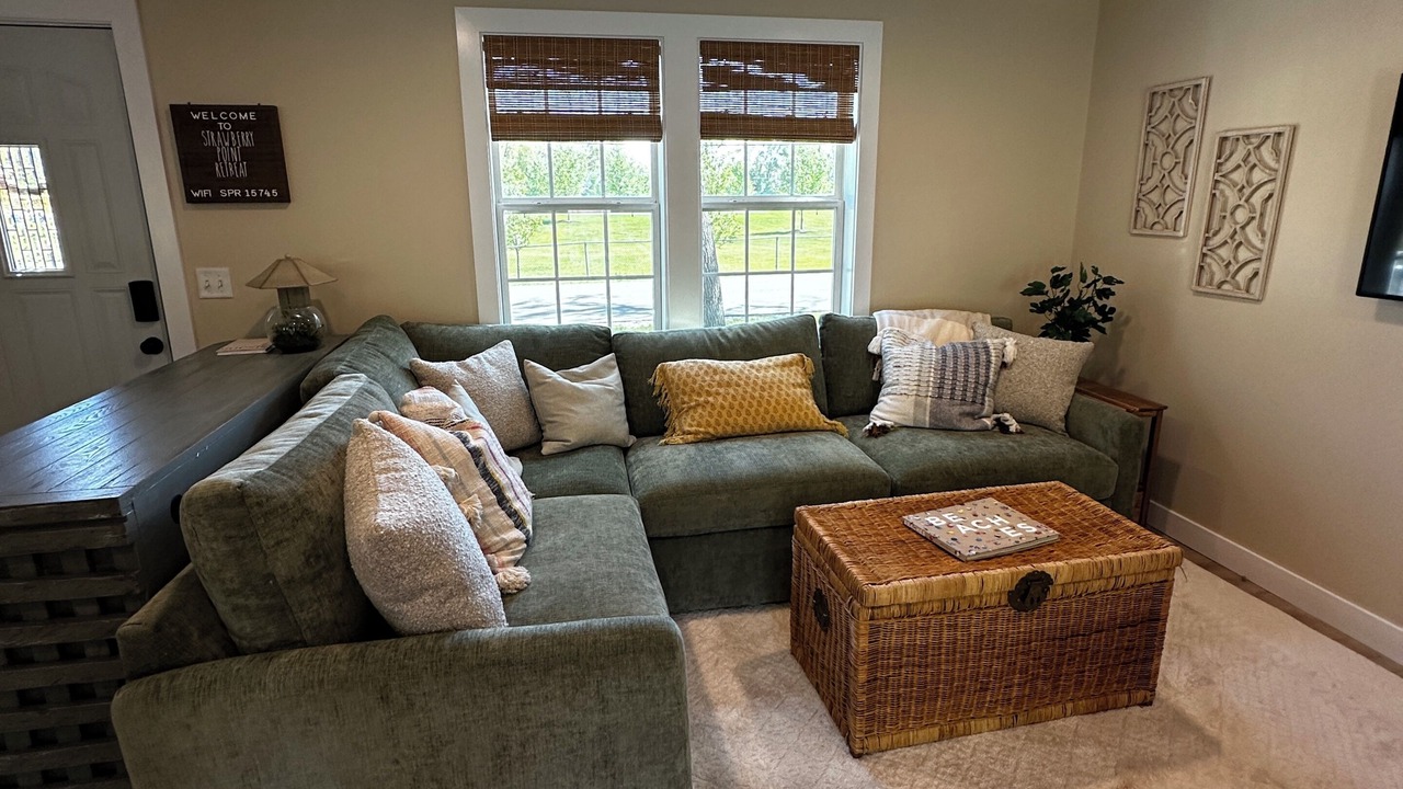 Photo of Livingroom in Spring Lake