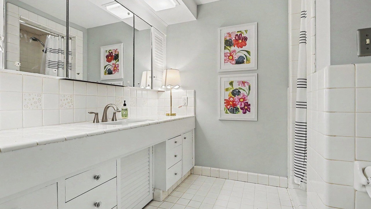 Photo of Bathroom in South Haven