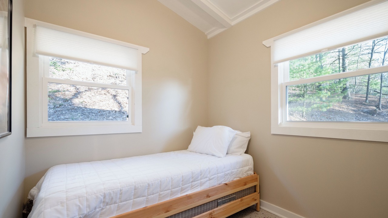 Photo of Bedroom in Shelby