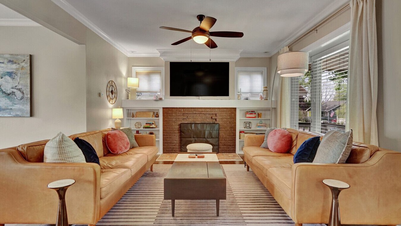 Photo of Livingroom in Royal Oak