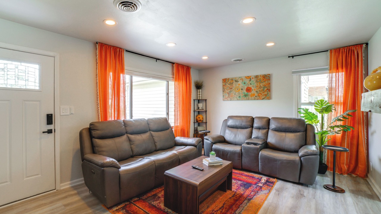 Photo of Livingroom in La Porte