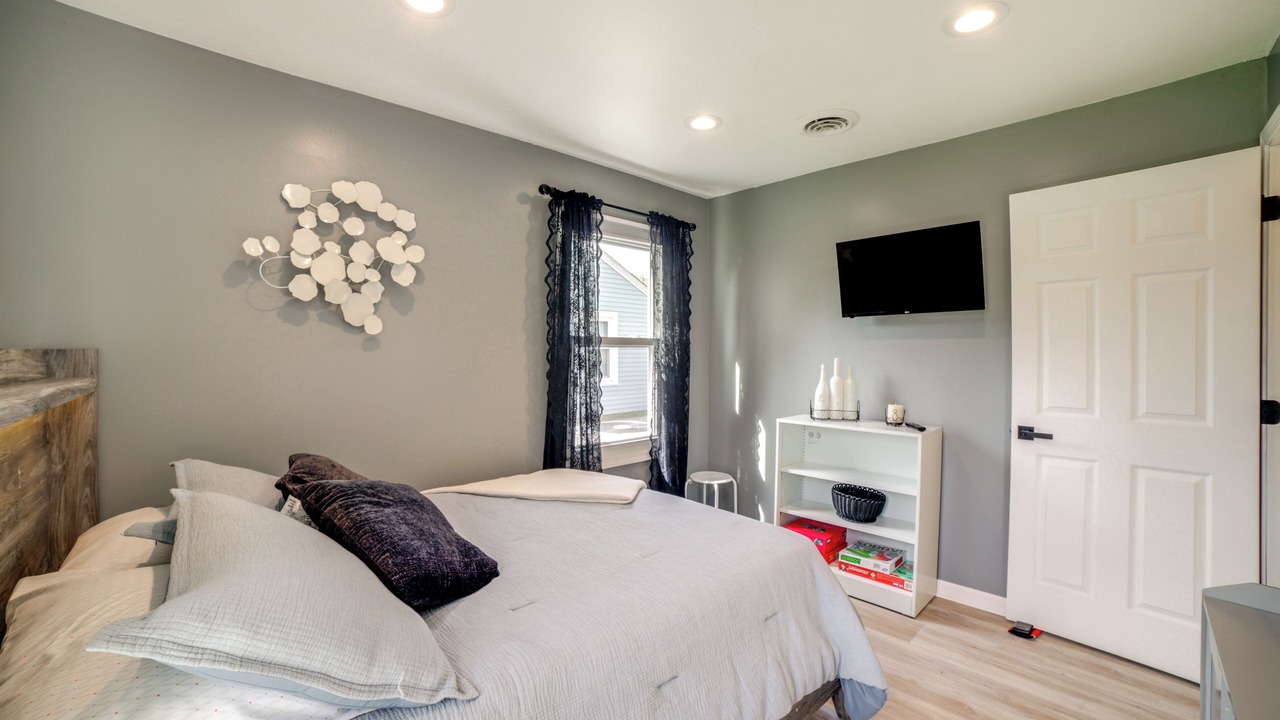 Photo of Bedroom in La Porte