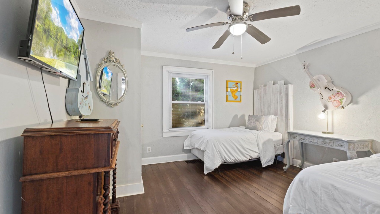 Photo of Bedroom in Anderson