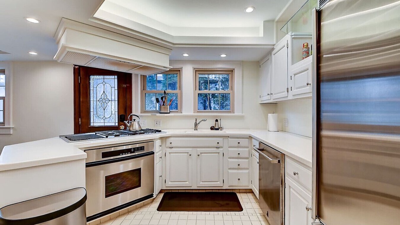 Photo of Kitchen in Meridian-Kessler