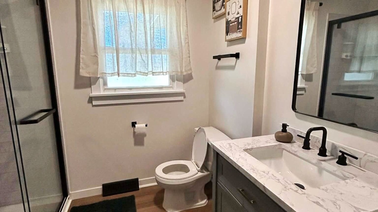 Photo of Bathroom in Munster