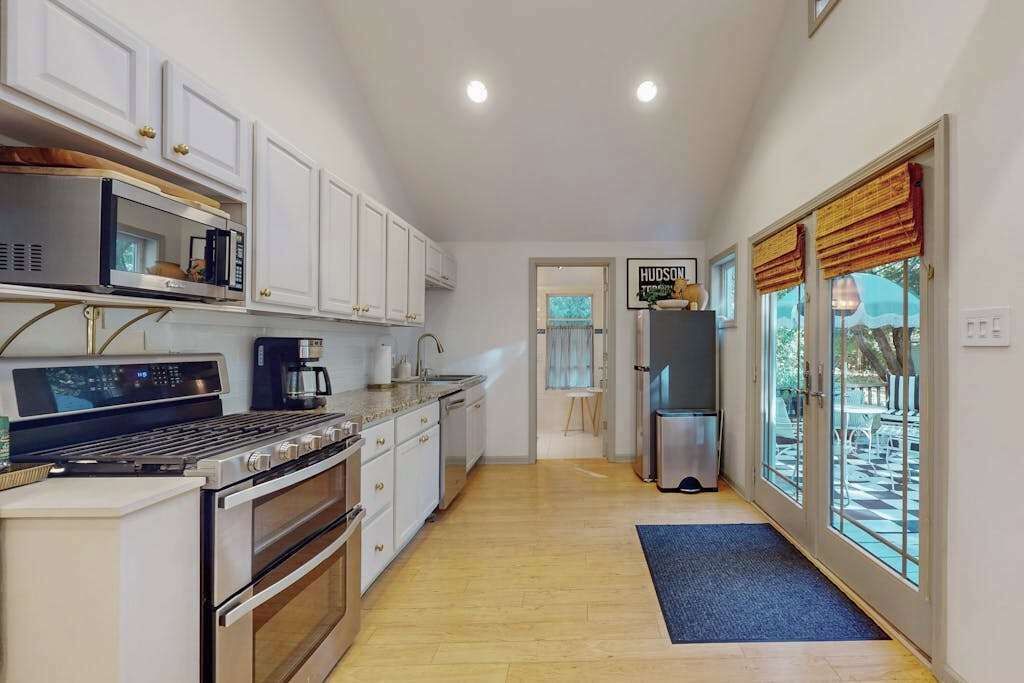 Photo of Kitchen in Lakeside