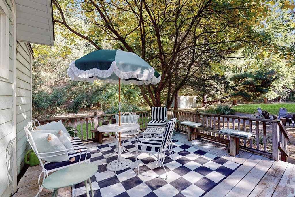Photo of Outdoor in Lakeside