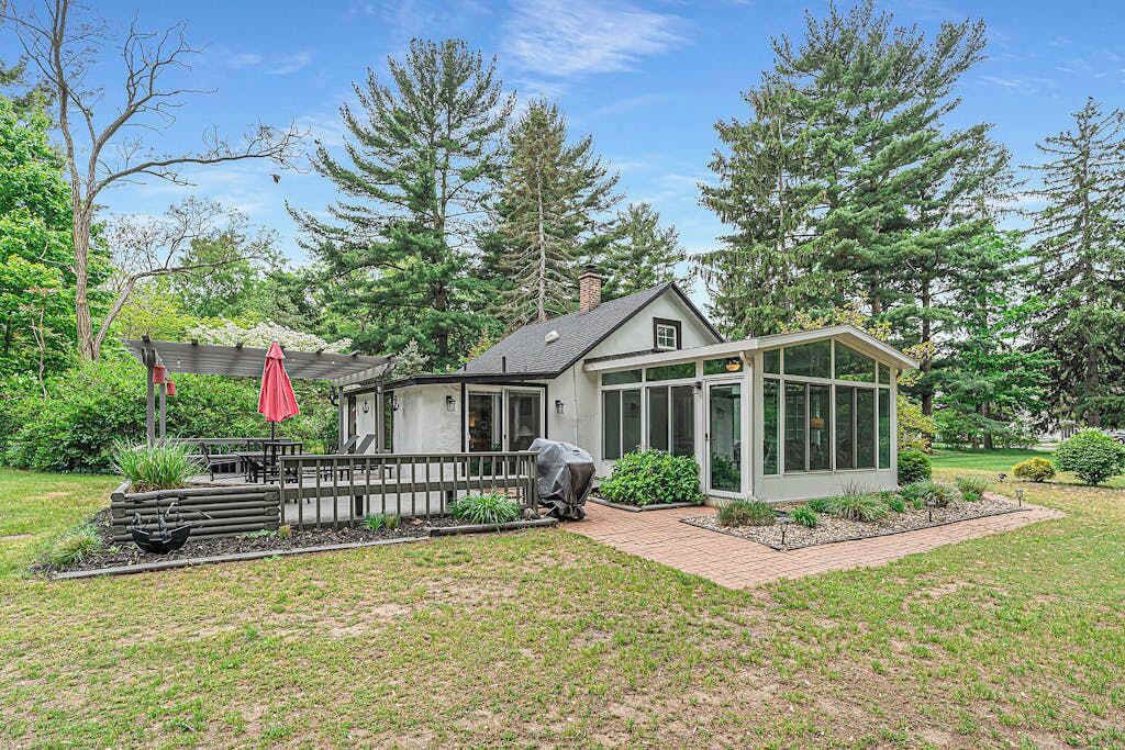 Photo of Outdoor in Shorewood-Tower Hills-Harbert