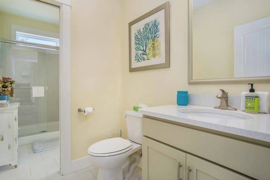 Photo of Bathroom in Miami Park