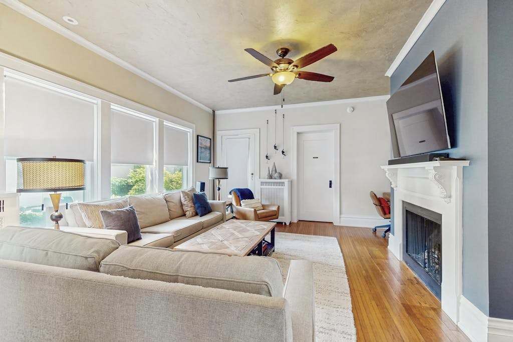 Photo of Livingroom in Saugatuck