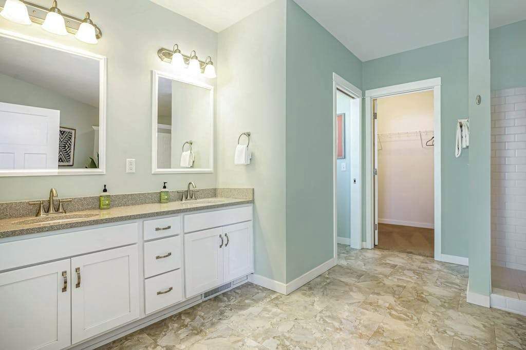 Photo of Bathroom in Miami Park