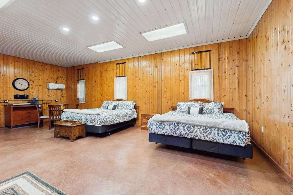 Photo of Bedroom in Covert