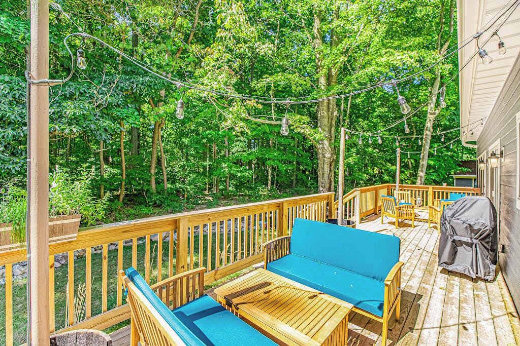 Photo of Patio Balcony in Lakeside
