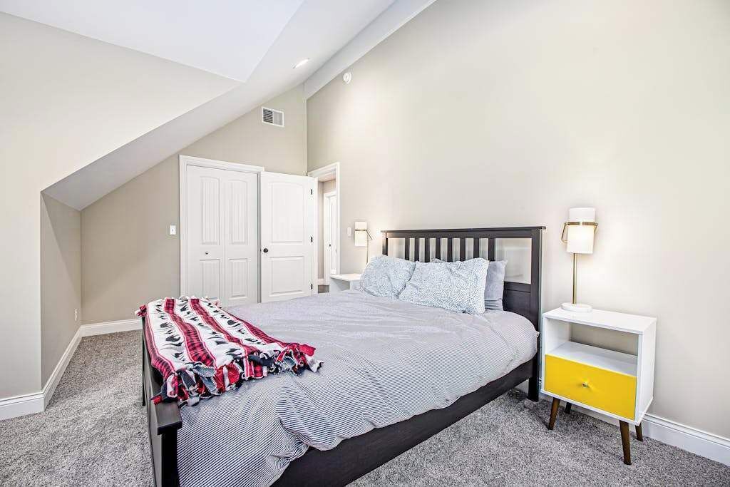Photo of Bedroom in Lakeside