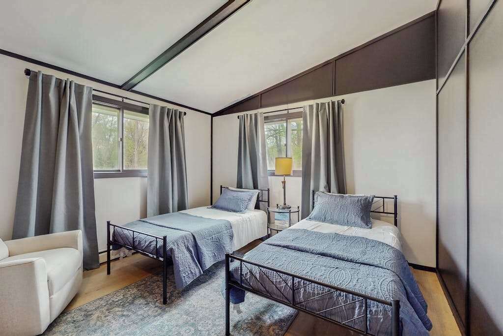 Photo of Bedroom in Three Oaks