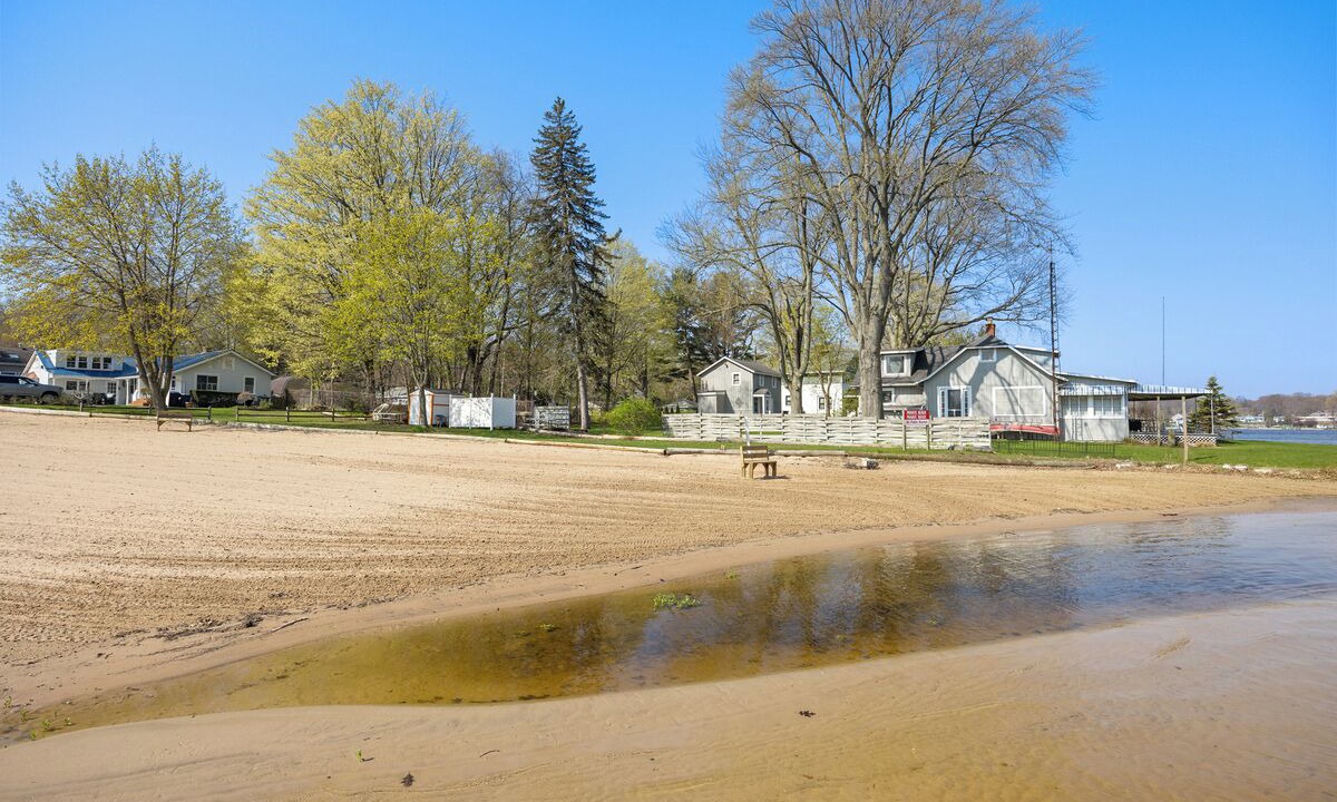 Photo of Others in Spring Lake