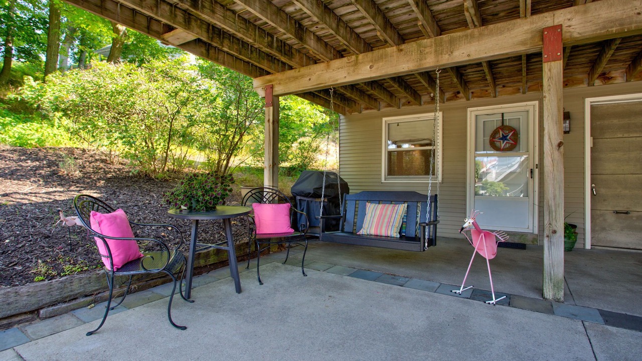 Photo of Patio Balcony in Macatawa