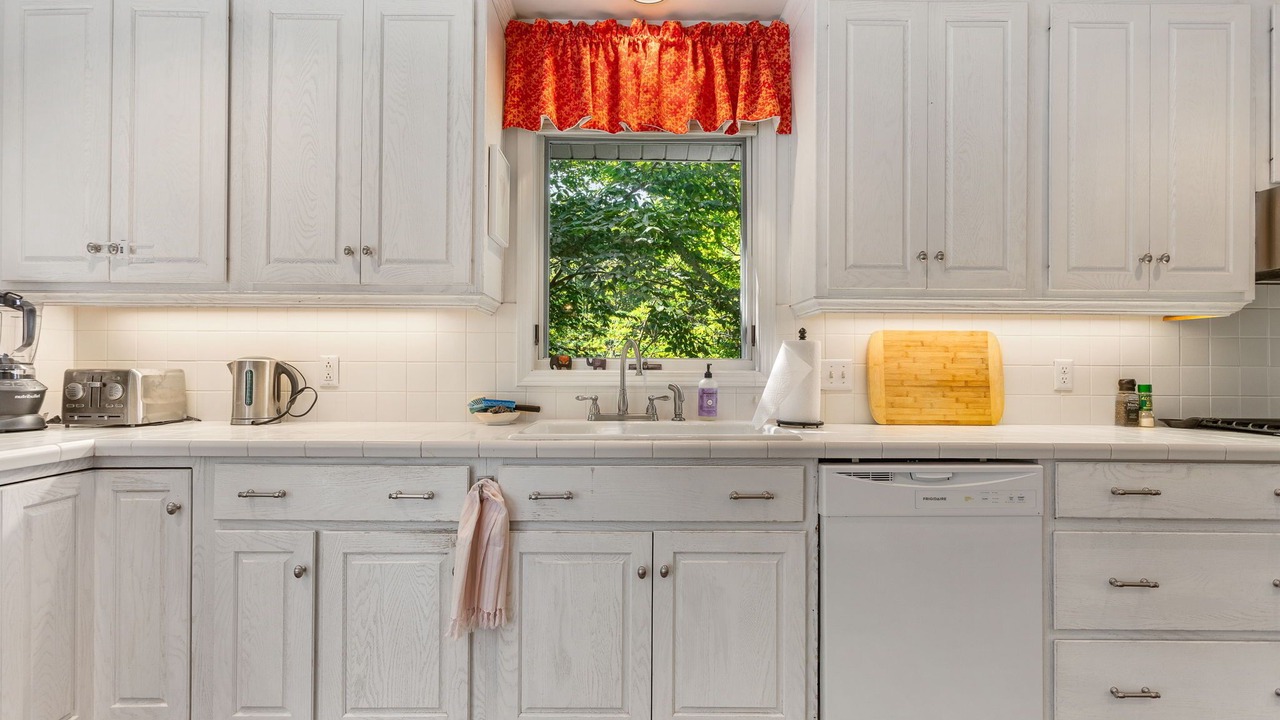 Photo of Kitchen in Macatawa