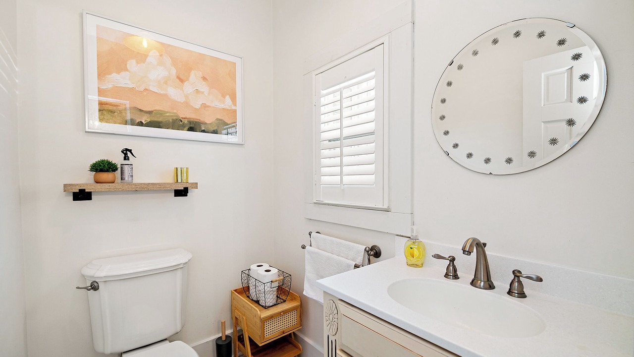 Photo of Bathroom in Thayer