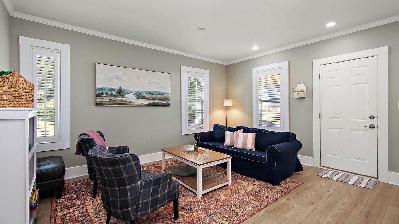 Photo of Livingroom in Thayer