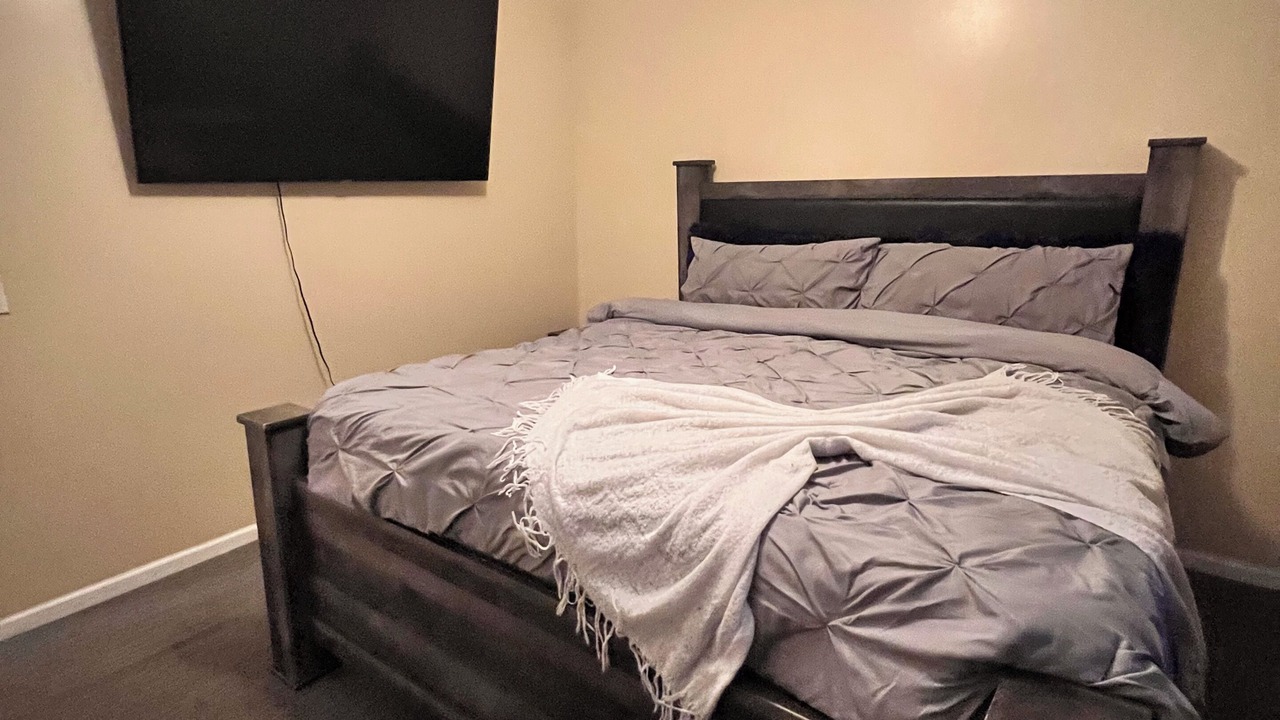 Photo of Bedroom in Roseland